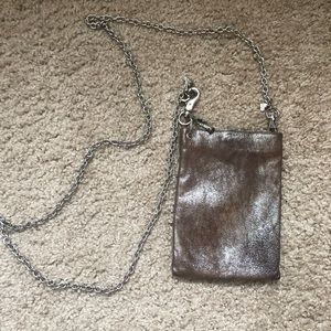 Metallic crossbody phone holder